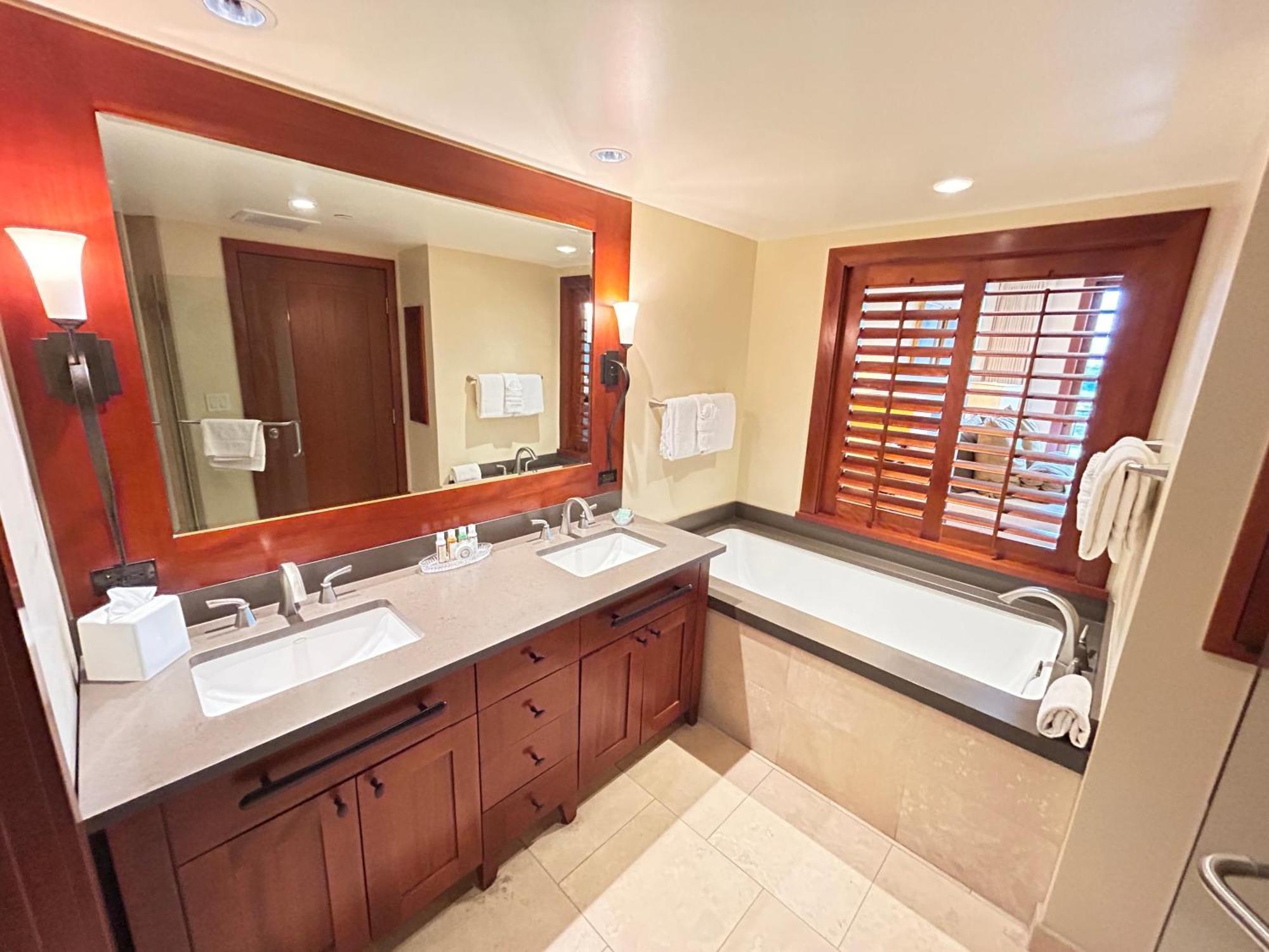 Luxury Ko Olina O1002 Spacious 3Br Ocean And Mountain Views 2 Free Parking Kapolei Ngoại thất bức ảnh